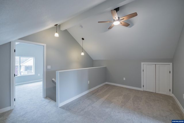 995 Fairview Av SE, Salem, OR 97302