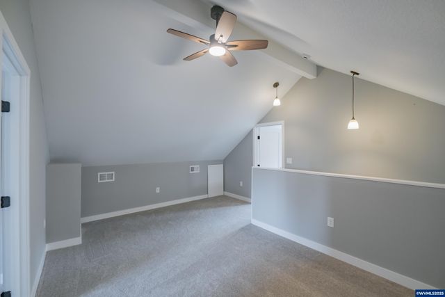 995 Fairview Av SE, Salem, OR 97302