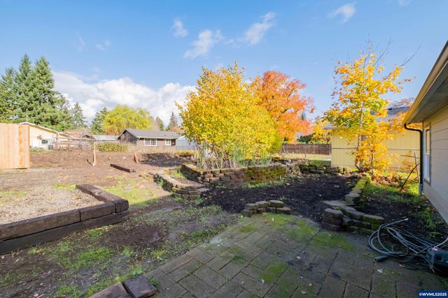 995 Fairview Av SE, Salem, OR 97302