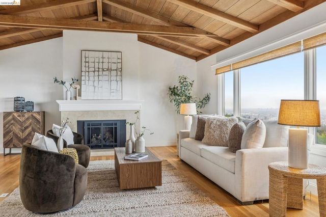 36 Kensington Ct, Kensington, CA 94707