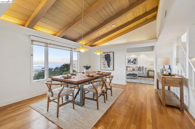 36 Kensington Ct, Kensington, CA 94707
