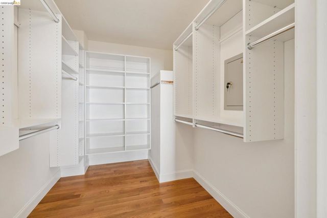 36 Kensington Ct, Kensington, CA 94707