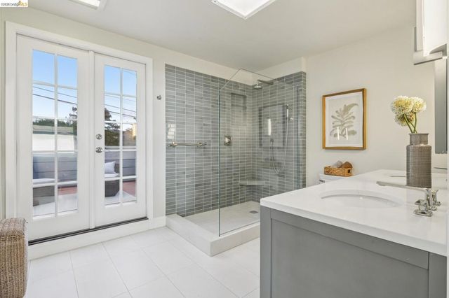 36 Kensington Ct, Kensington, CA 94707