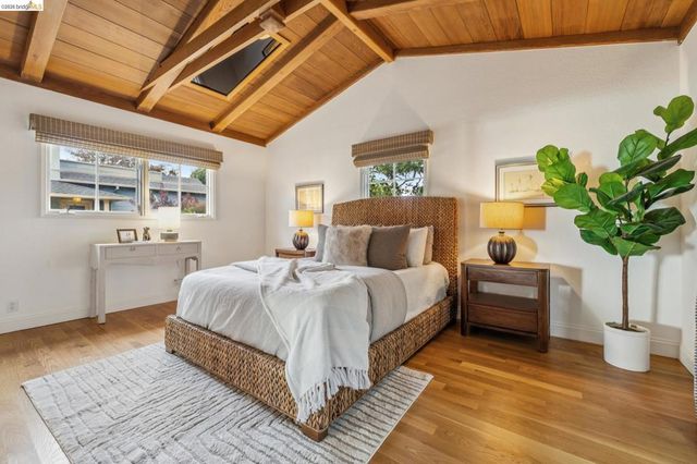36 Kensington Ct, Kensington, CA 94707