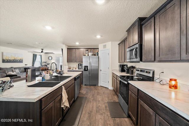 75639 BRIDGEWATER Drive, Yulee, FL 32097