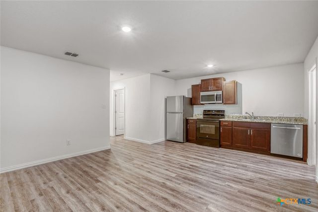 904 E Garfield Avenue, Temple, TX 76501