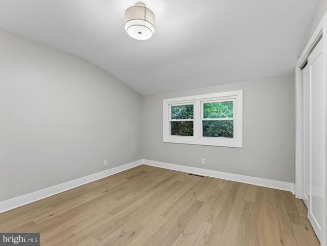 153 PEBBLEBROOK LN, Mount Laurel, NJ 08054
