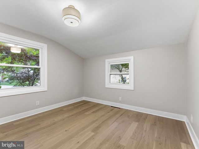 153 PEBBLEBROOK LN, Mount Laurel, NJ 08054