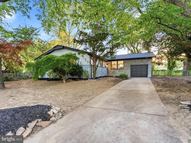 153 PEBBLEBROOK LN, Mount Laurel, NJ 08054