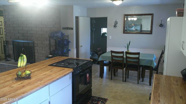 44 S 3RD Street W, Snowflake, AZ 85937