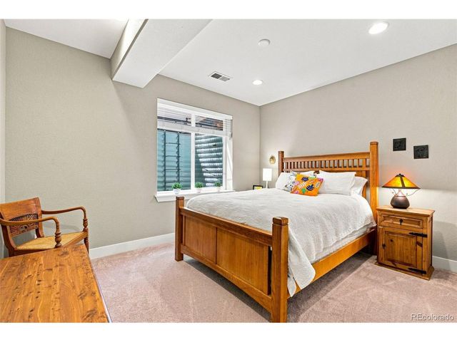 15784 Burrowing Owl Ct, Morrison, CO 80465