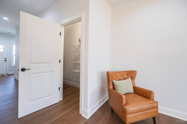 536 Leesville Road 202, Lynchburg, VA 24502