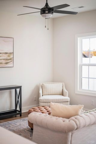 536 Leesville Road 202, Lynchburg, VA 24502