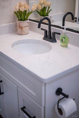 536 Leesville Road 202, Lynchburg, VA 24502