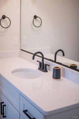 536 Leesville Road 202, Lynchburg, VA 24502