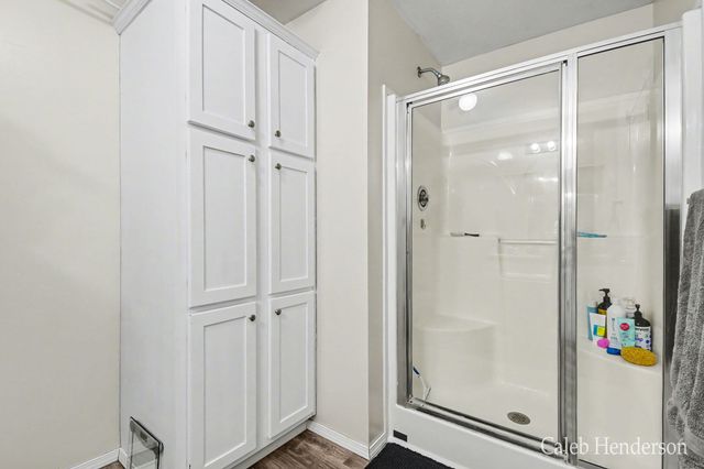 1131 Glasgow Avenue, Leighton Twp, MI 49348