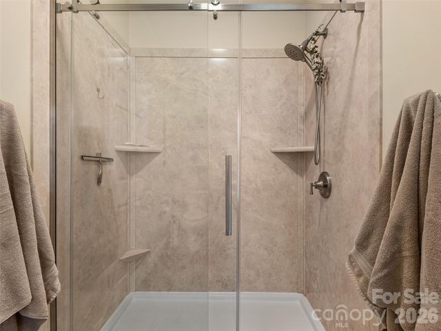 37 Crimson Lane, Hendersonville, NC 28792