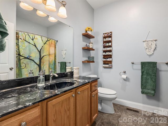 37 Crimson Lane, Hendersonville, NC 28792