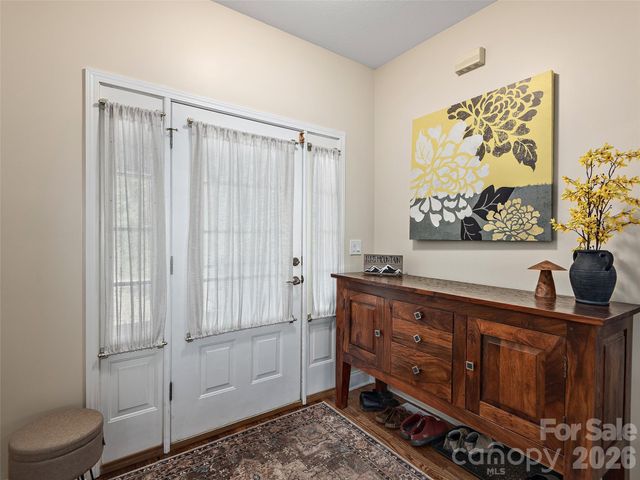 37 Crimson Lane, Hendersonville, NC 28792