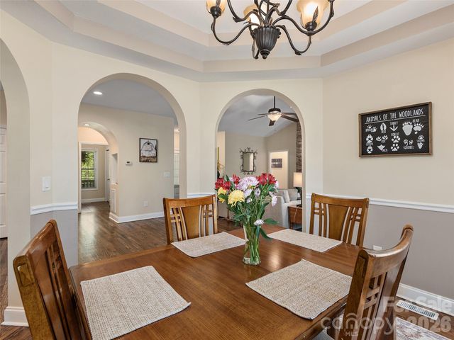37 Crimson Lane, Hendersonville, NC 28792