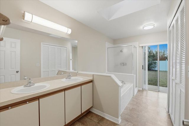 1033 CATFISH CREEK COURT, Oviedo, FL 32765