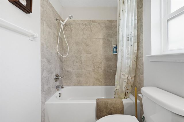 8279 NW 53RD STREET, Gainesville, FL 32653