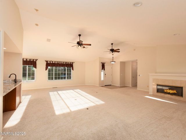 25 Nives Court, Sparks, NV 89441