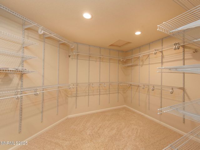 25 Nives Court, Sparks, NV 89441