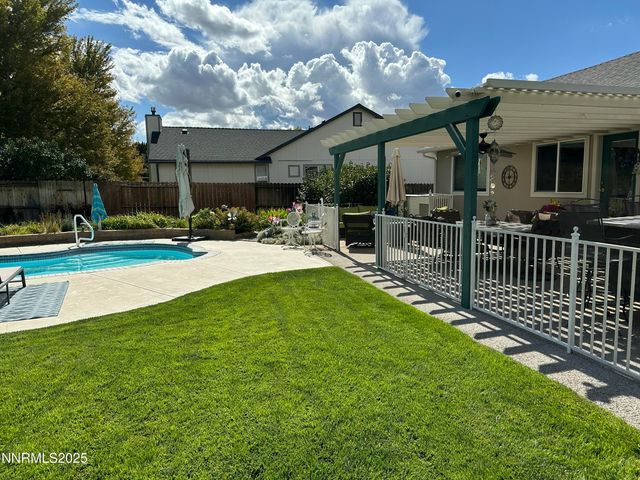 25 Nives Court, Sparks, NV 89441