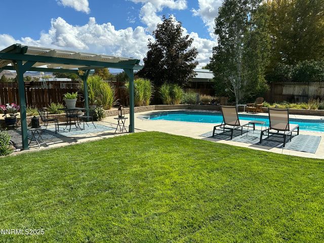 25 Nives Court, Sparks, NV 89441