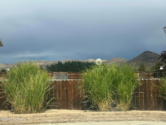 25 Nives Court, Sparks, NV 89441