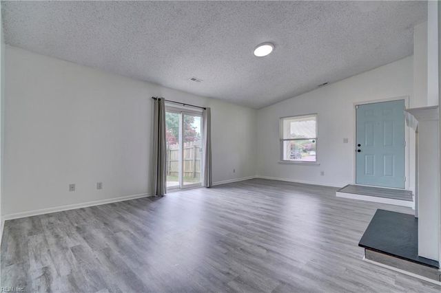 1801 Colleen CT, Virginia Beach, VA 23464