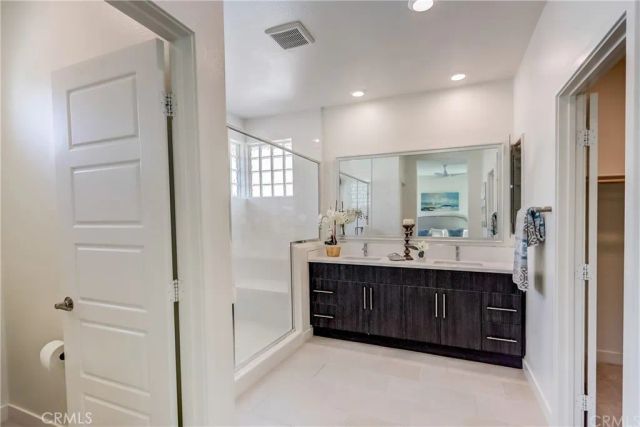 111 Newall, Irvine, CA 92618