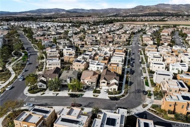 111 Newall, Irvine, CA 92618