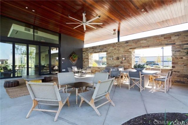 111 Newall, Irvine, CA 92618