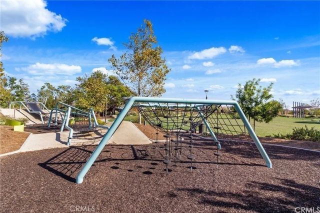 111 Newall, Irvine, CA 92618