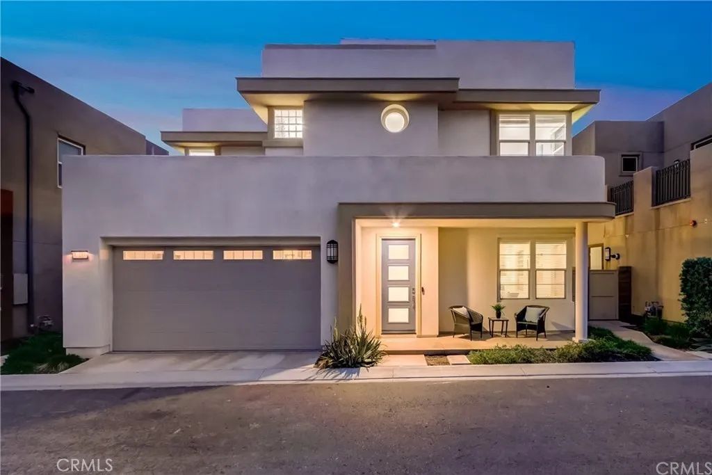 111 Newall, Irvine, CA 92618