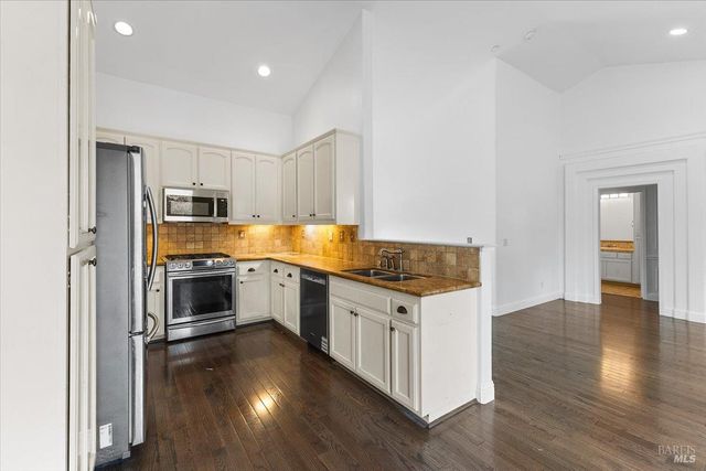 103 Paul Wittke Dr, Healdsburg, CA 95448