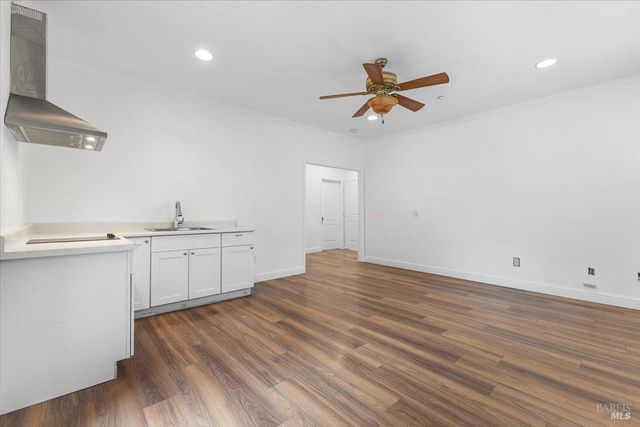 103 Paul Wittke Dr, Healdsburg, CA 95448