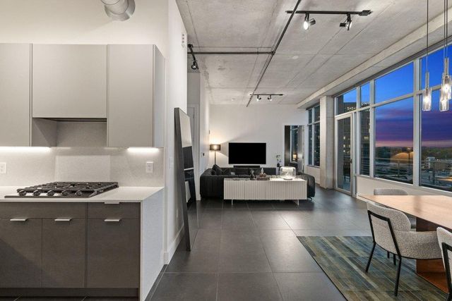 800 W 5th ST 1004, Austin, TX 78703