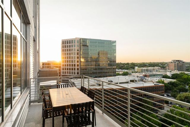 800 W 5th ST 1004, Austin, TX 78703