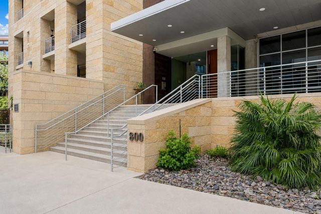800 W 5th ST 1004, Austin, TX 78703