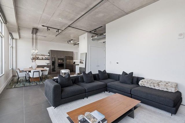 800 W 5th ST 1004, Austin, TX 78703