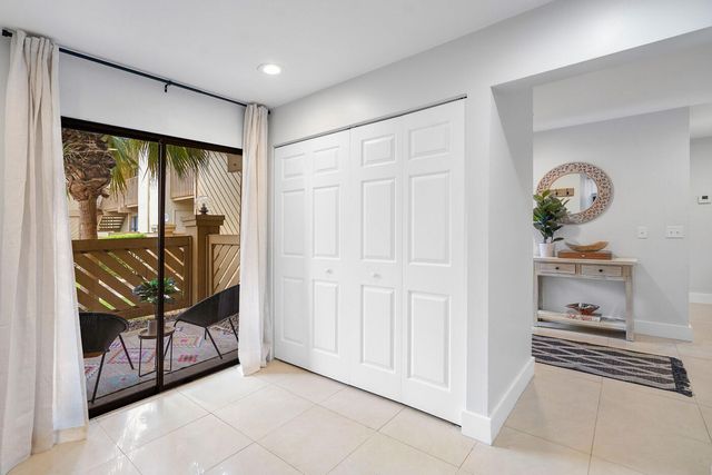 13095 BELHAVEN Court 6, Wellington, FL 33414