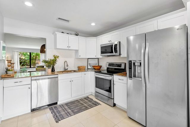 13095 BELHAVEN Court 6, Wellington, FL 33414