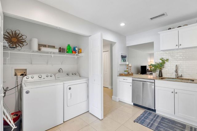 13095 BELHAVEN Court 6, Wellington, FL 33414