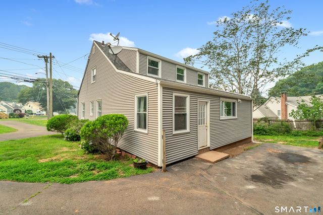 599 Laurel Street, East Haven, CT 06512