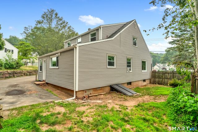 599 Laurel Street, East Haven, CT 06512