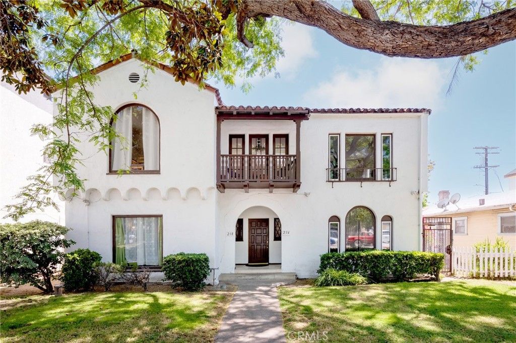 216 E Windsor Road 2, Glendale, CA 91205