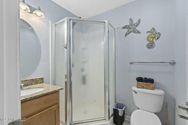 2421 Beachview Drive, H15, Ocean Springs, MS 39564